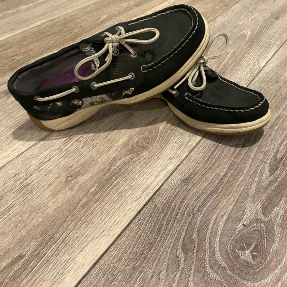 Sperry Topsider - Picture 2 of 3
